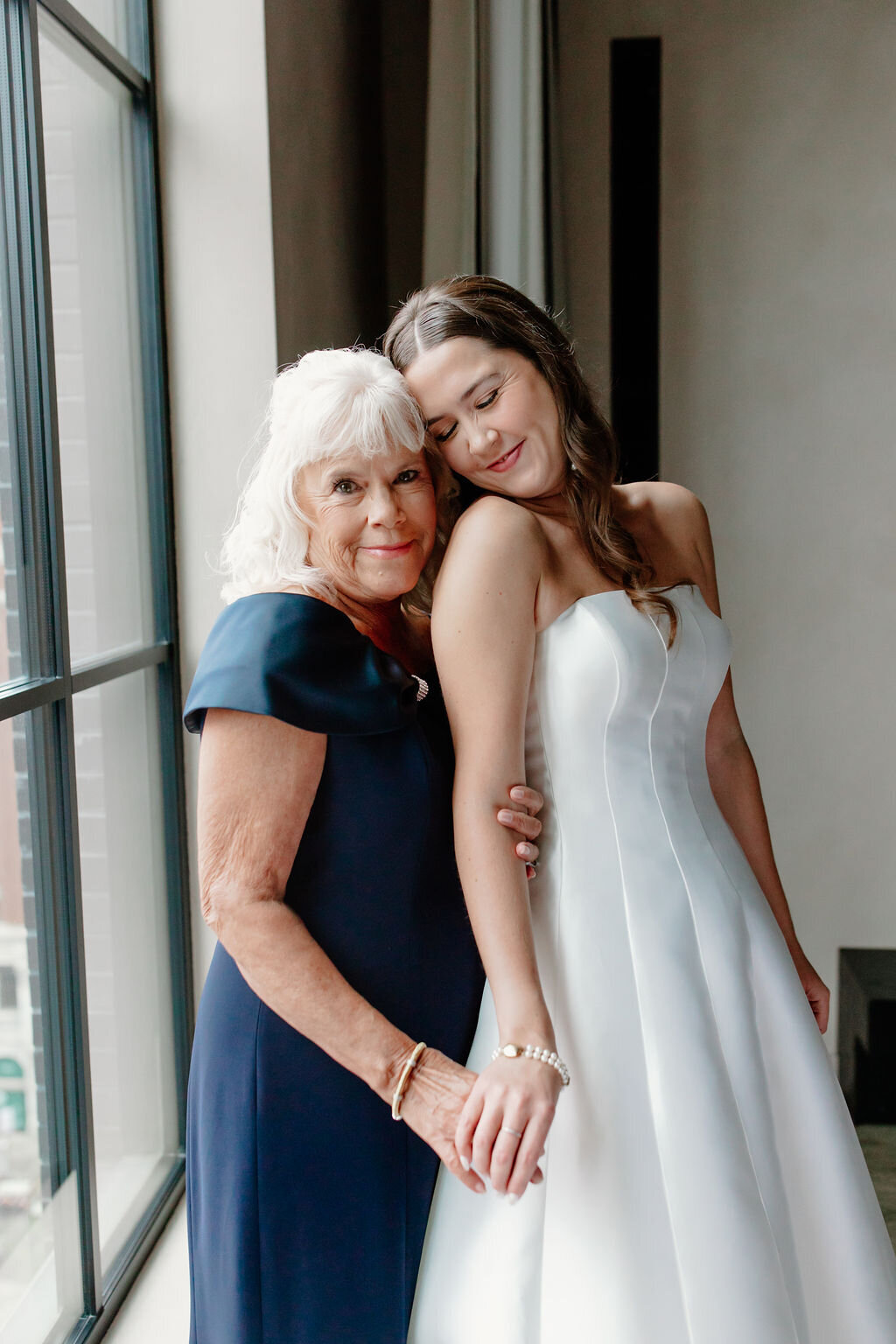 A wedding at Saint Clement Church and The Dalcy in Chicago, Illinois - 24