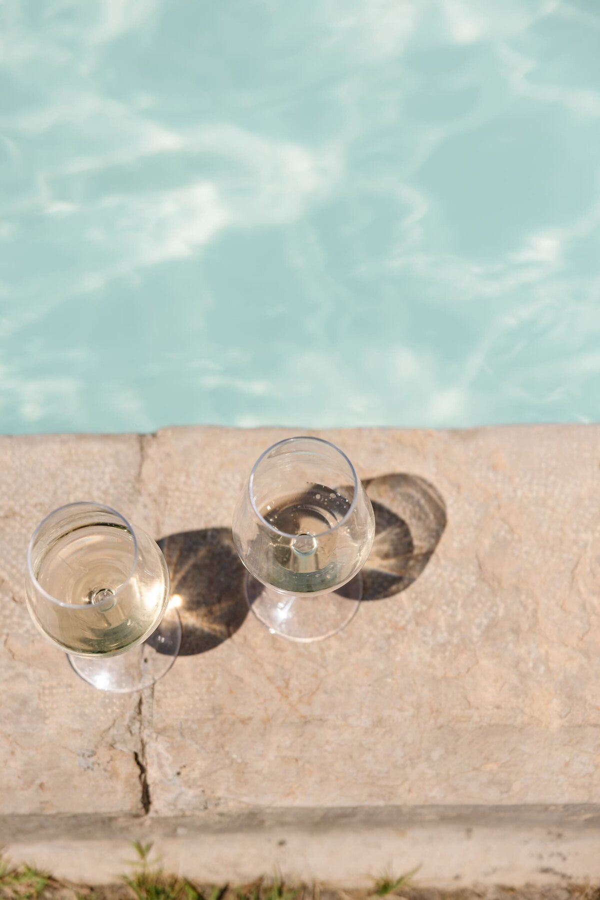French-wine-by-the-pool