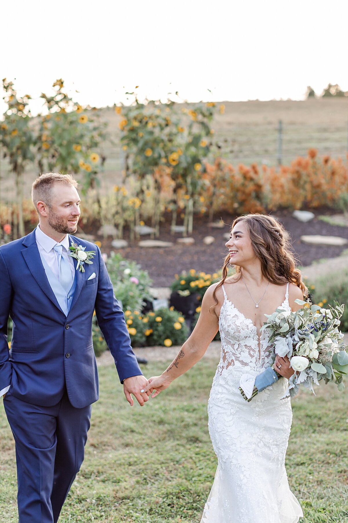 Shady-Elms-Farm-Pittsburgh-blue-green-wedding (54)