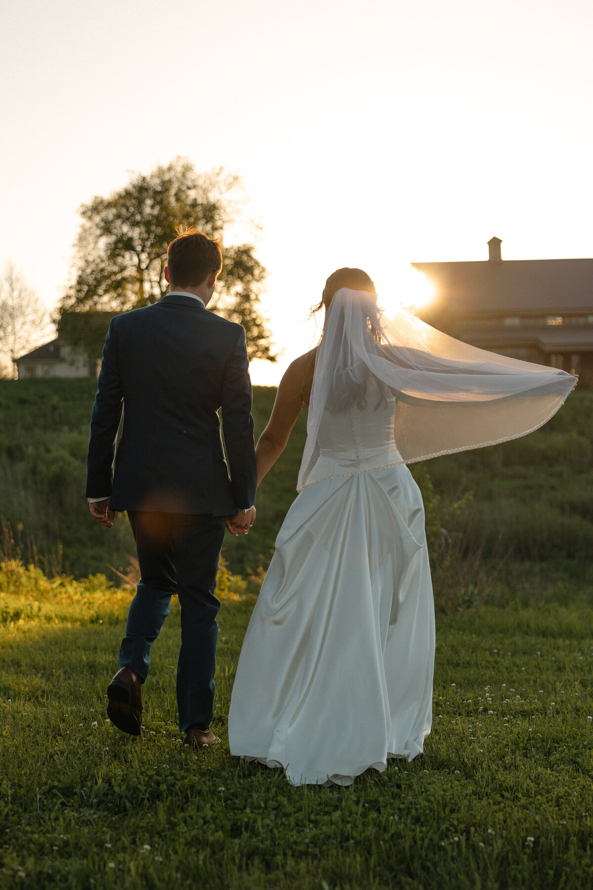Sydney and Brant's Rustic Midwest Wedding Photography-691