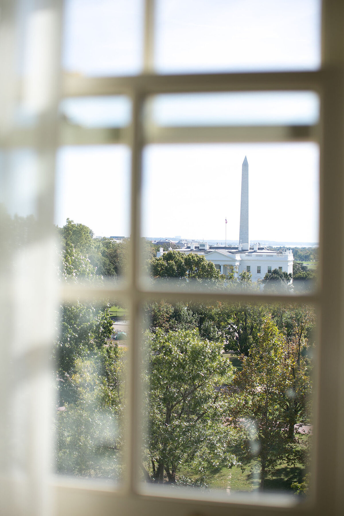 8ally-bobby-photography-fine-art-wedding-DC-film-hay-adams