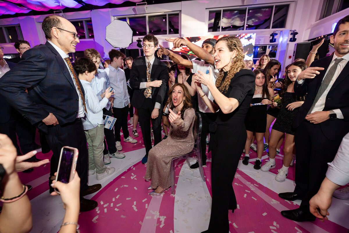 Current_At_Chelsea_Piers-Bat_Mitzvah-Olivia-1310