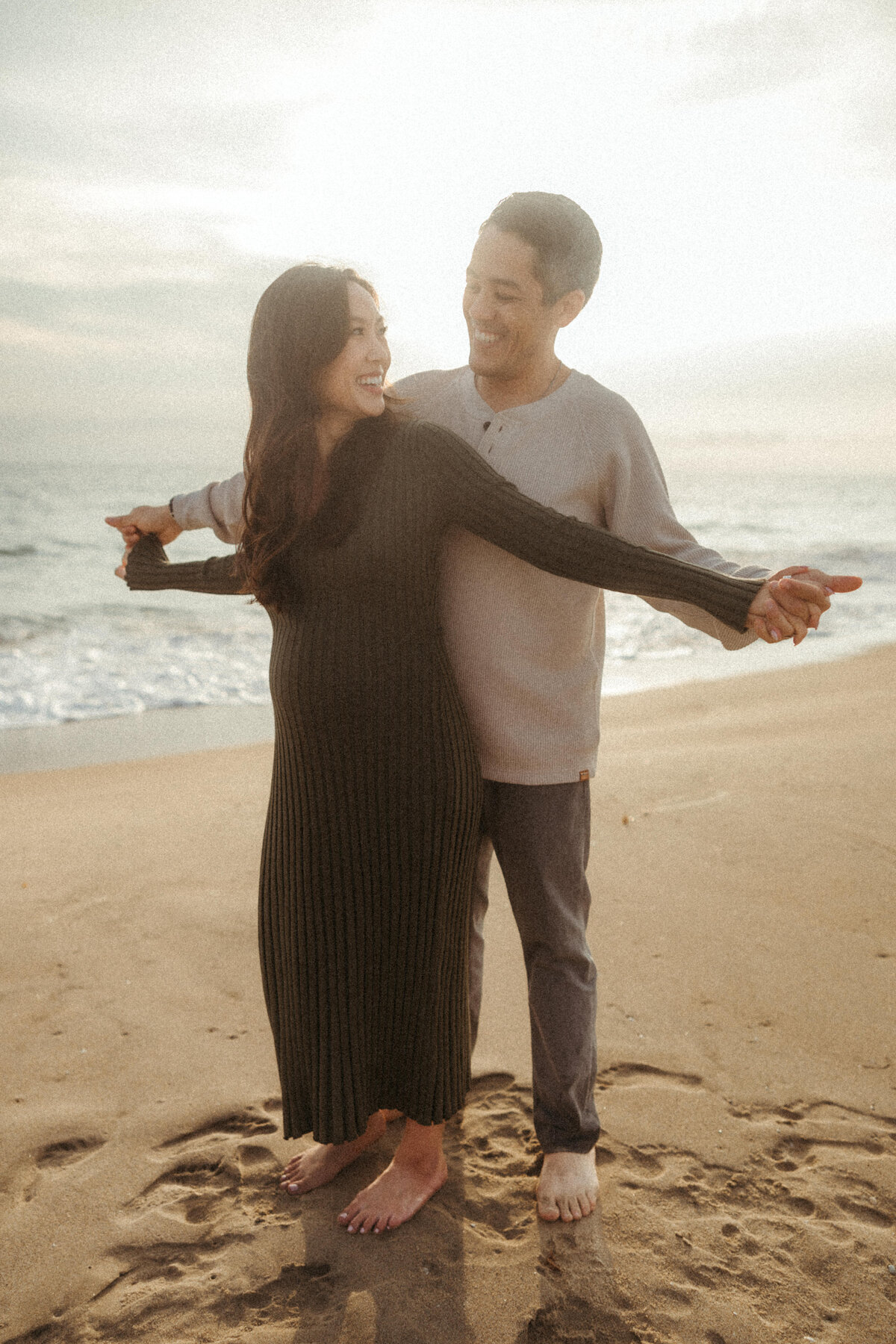 LA Beach Maternity Photography 18