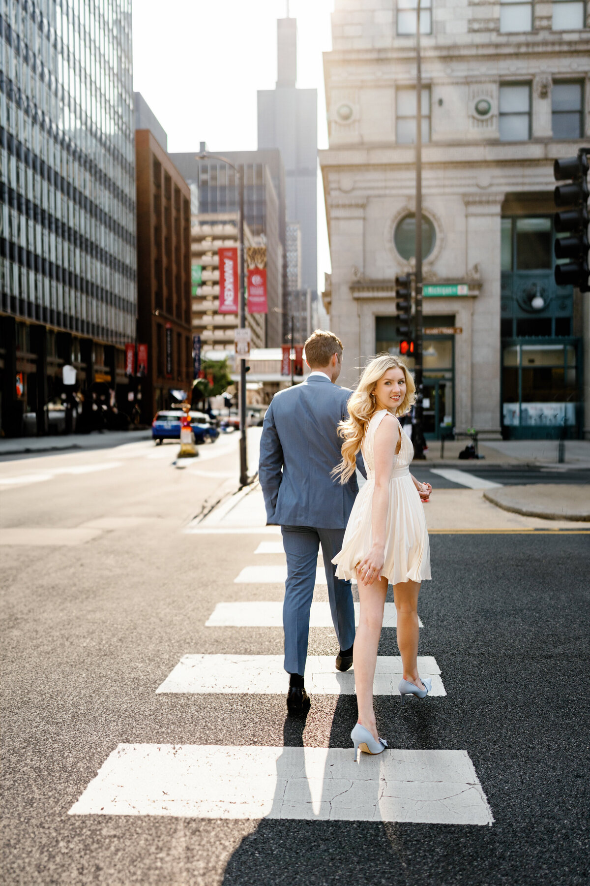 Aspen-Avenue-Chicago-Wedding-Photographer-Lyric-Opera-House-Elegant-Timeless-Classic-Luxury-Downtown-True-to-Color-Bold-Romantic-Chicago-Theater-Lurie-Garden-FAV-27