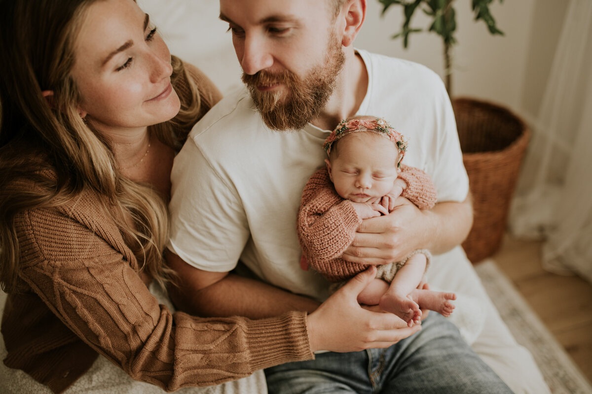 Red Deer Newborn Baby Photographer 077