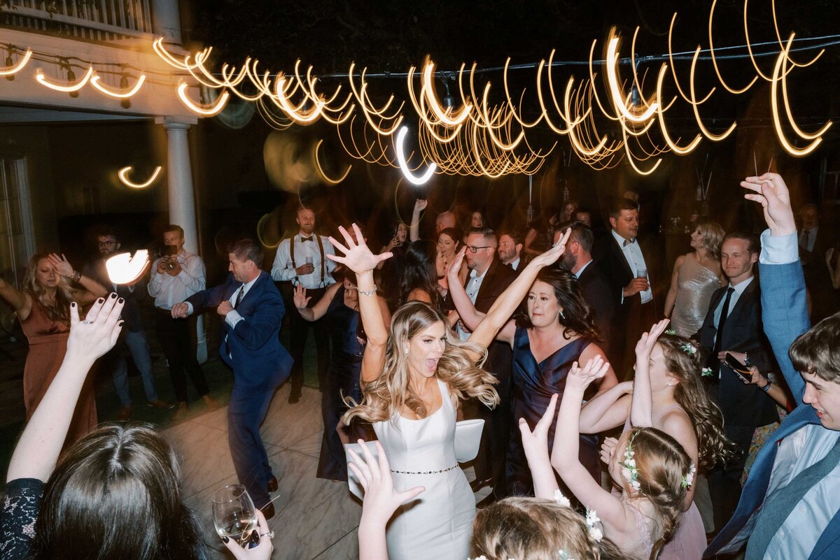 william-aiken-house-wedding-charleston-nikki-091