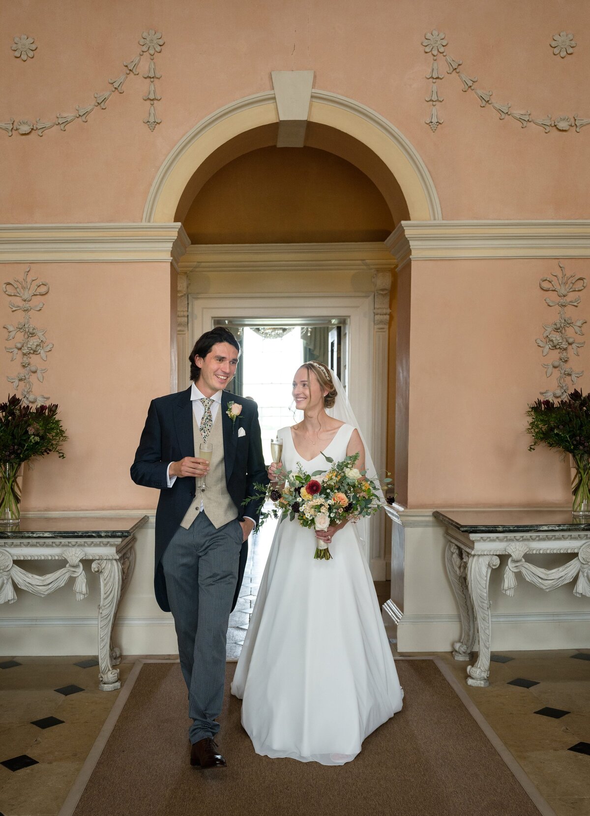 Kelmarsh-Hall-wedding-photos-1114