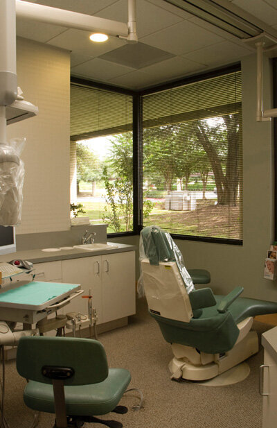 Dental Office Design Austin Texas Modern Sustainable EnviroMed Design (9)
