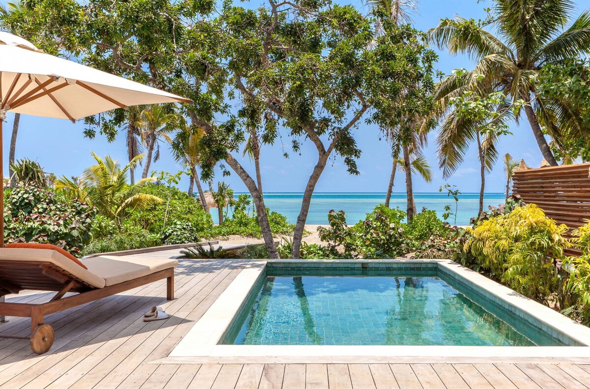 Six Senses Fiji Beachfront_Pool_Villa_deck_[7179-A4]