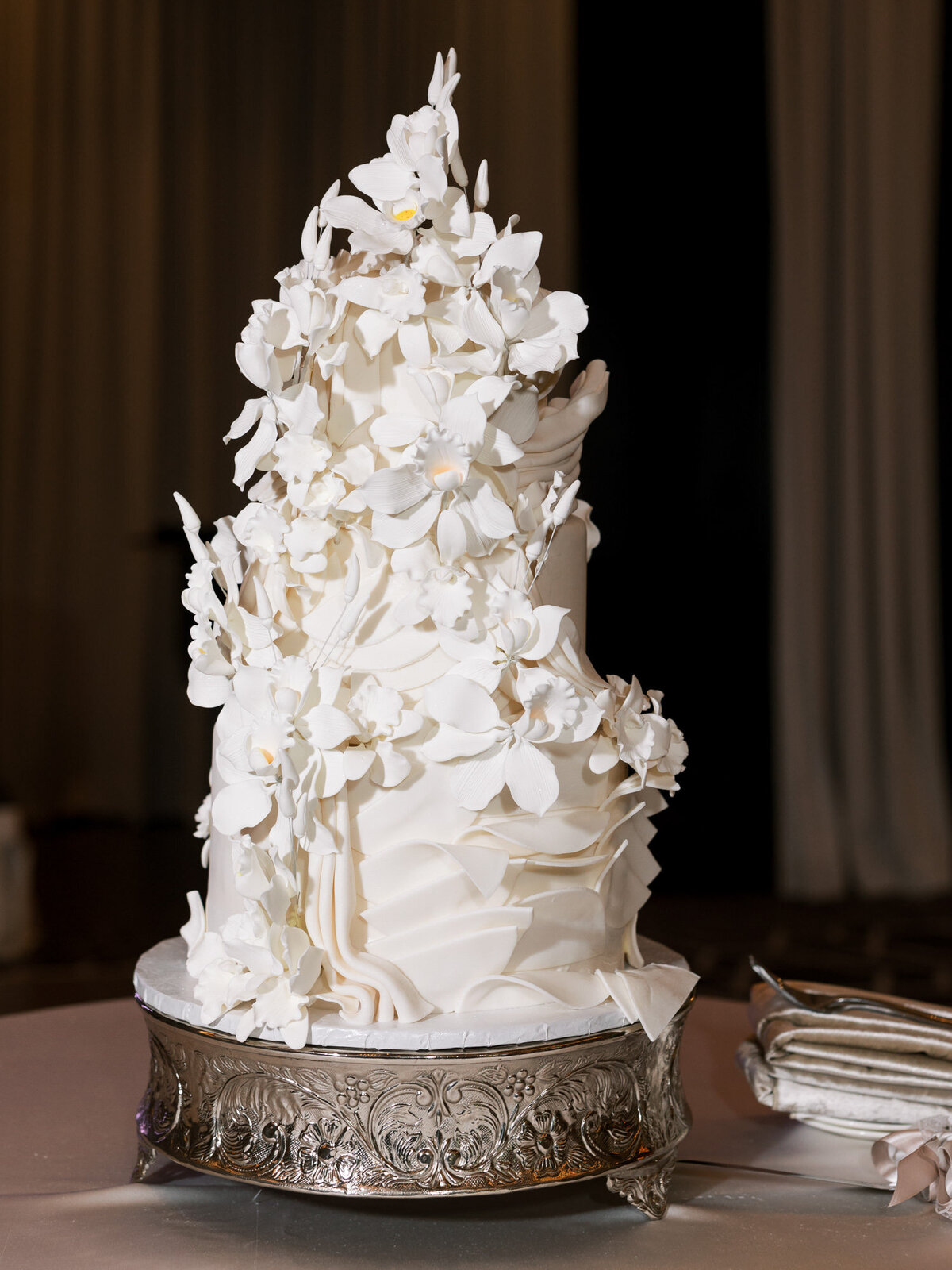 anne-troxel-photography-luxury-pittsburgh-wedding-nemacolin-woodlands-lgbtq-light-and-airy-111