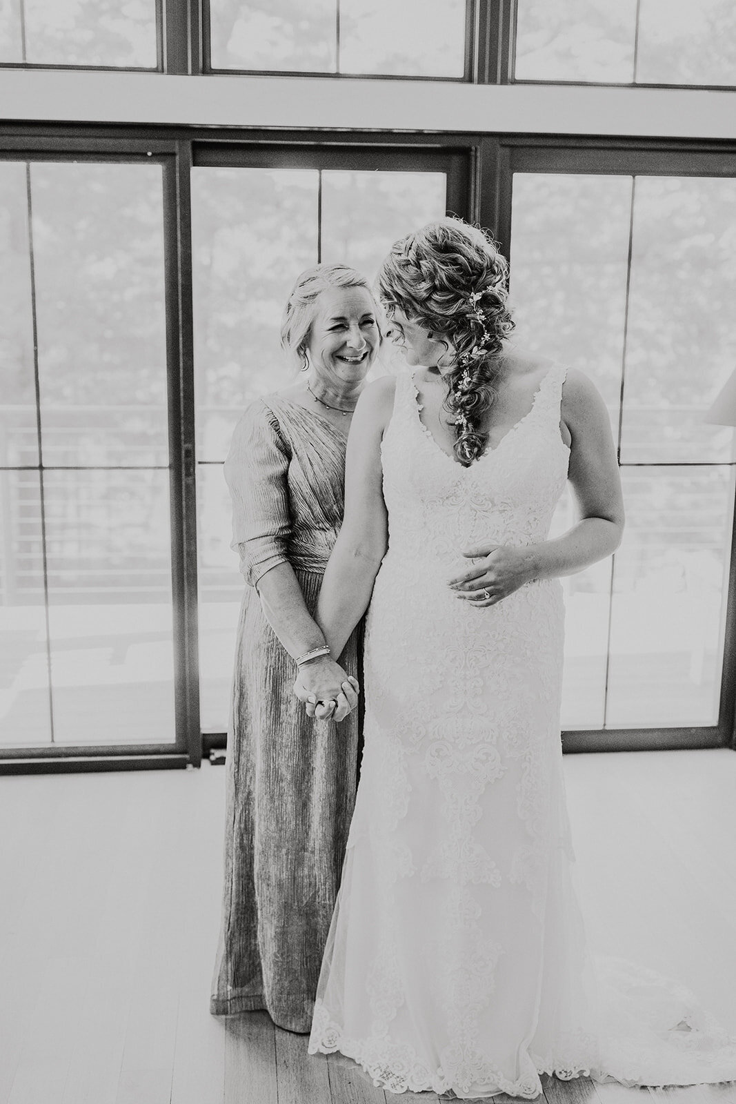 bride-mom-before-cedar-lakes-wedding