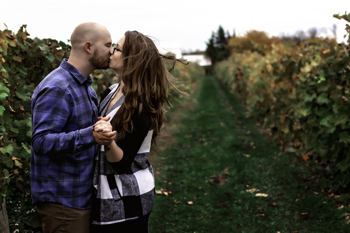 Buffalo and Rochester, NY  family, newborn, maternity, senior, and wedding photographer. Specializing in beautiful ethereal imagery,  print packages, maternity client closet. Buffalo and WNY maternity, newborn, senior and family photographer. Specializing in beautiful, colorful, ethereal maternity and newborn imagery. You can come to my dedicated studio or we can have our session in one of the many beautiful locations Buffalo, NY has to offer.