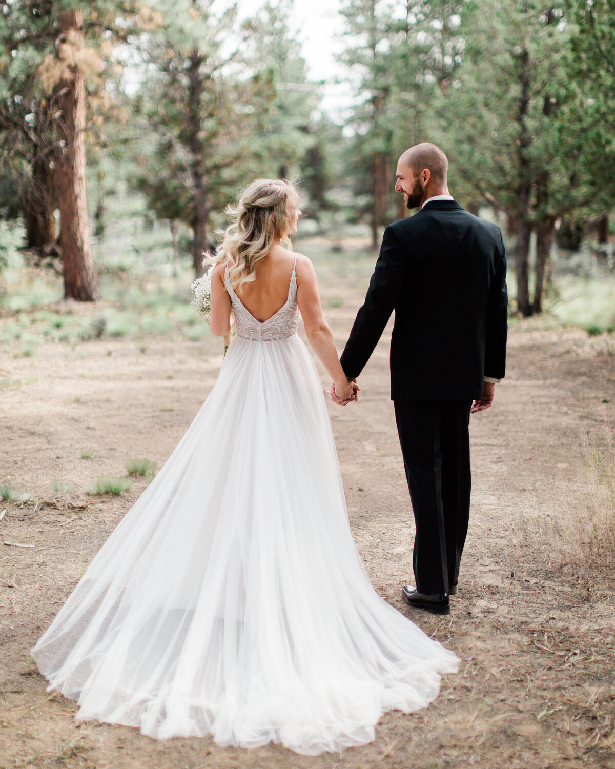 Bend Oregon Best Wedding Photographer-12