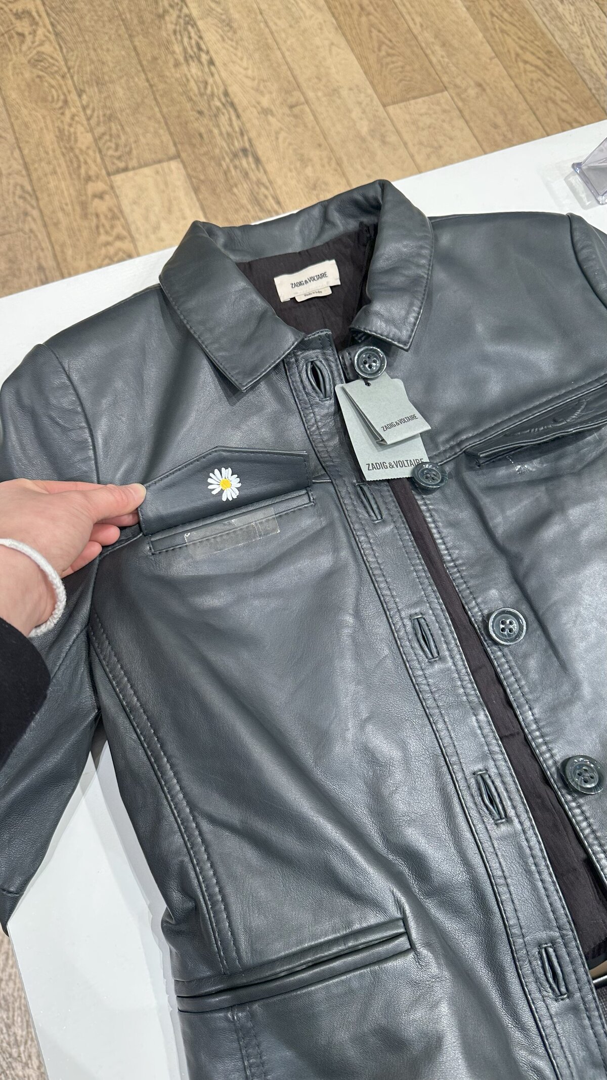 Live leather painting on Zadig et Voltaire jacket in-store by Toronto live painter Jenny Zhang