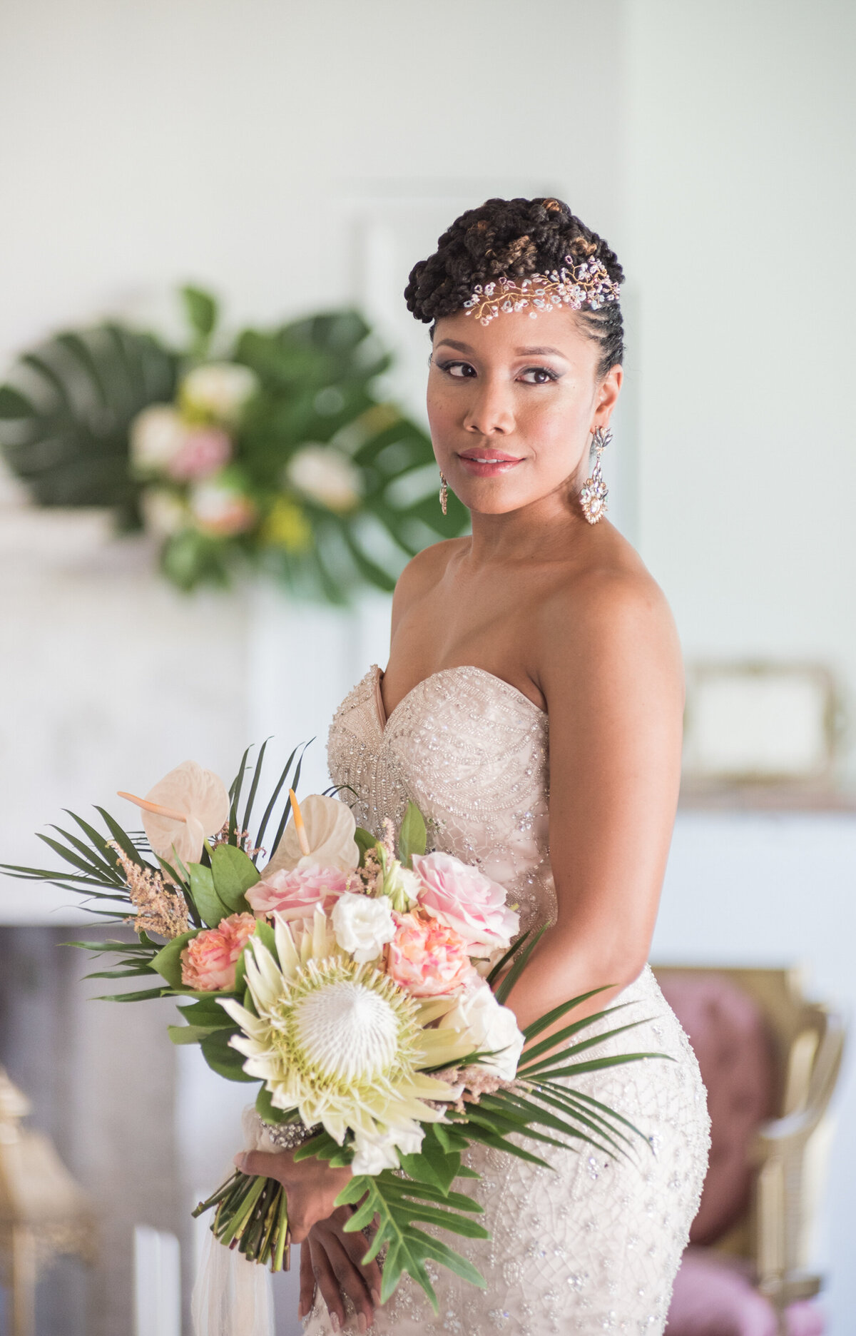 TropicalMasqueradeStyle029_HR_4k_wb24