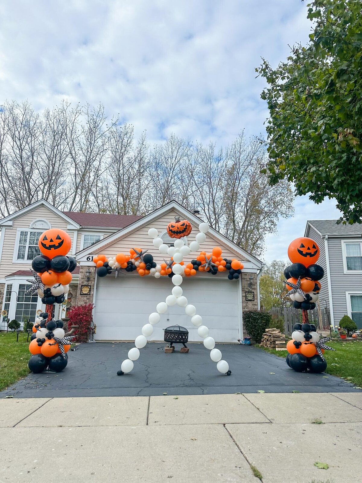 halloween balloons Chicago