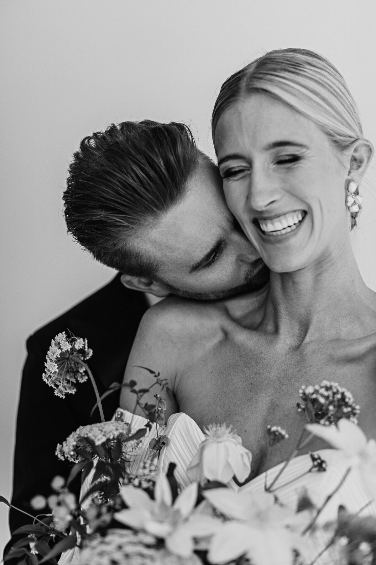 the-godards-The-Wallace-Shipyards-North-Vancouver-wedding-photographer-22