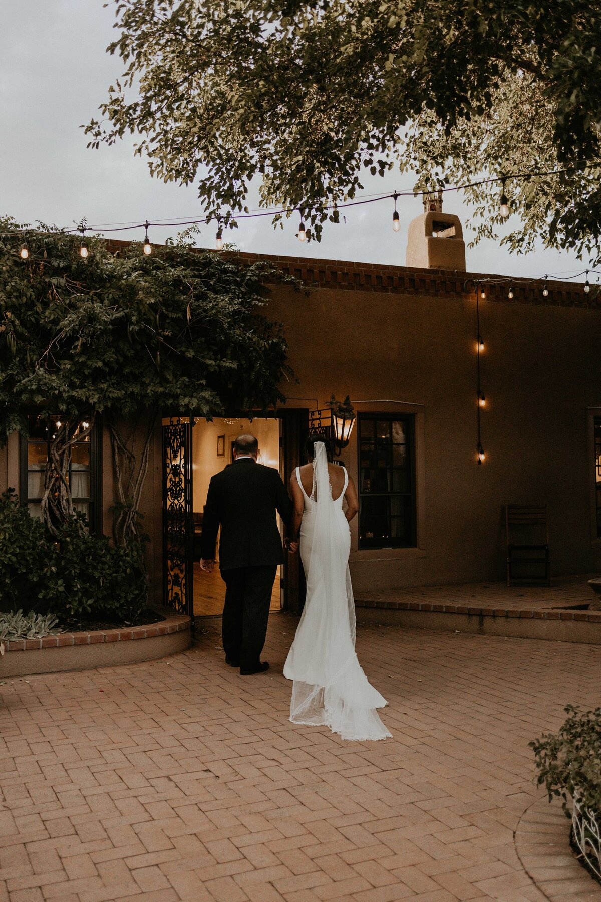 casa-perea-art-space-wedding-corrales-new-mexico-35