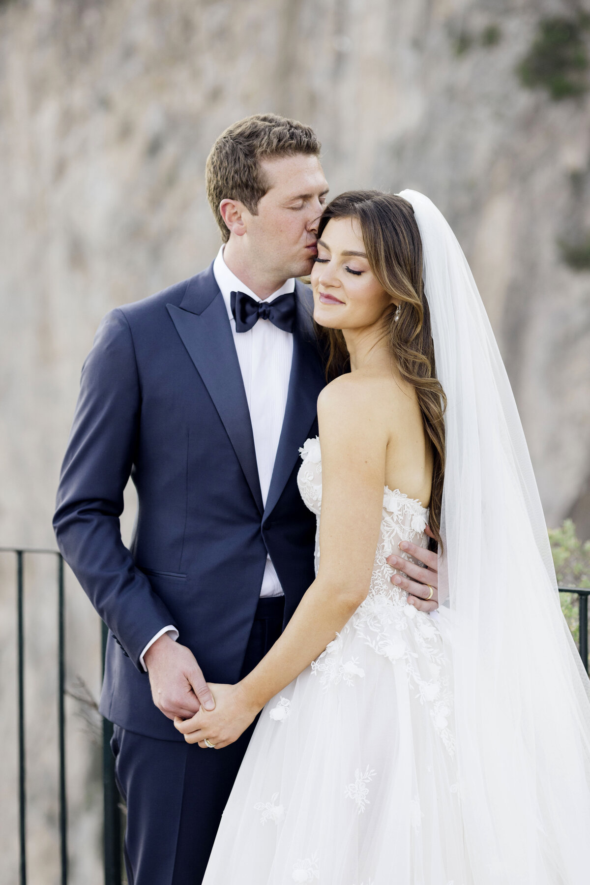 207_jenna_tommy_wedding_preview_