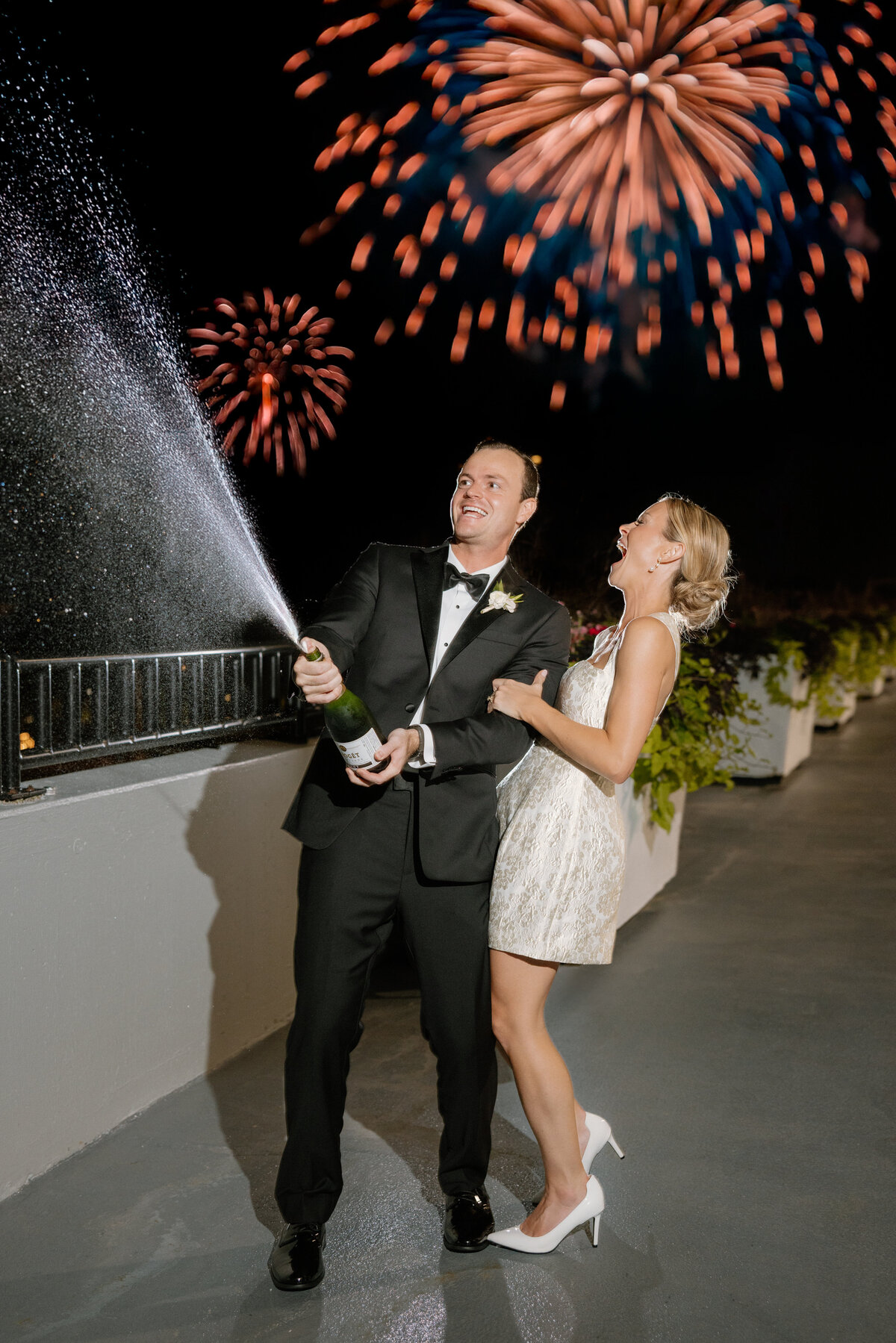Ed and Aileen Photography Chicago Illinois Digital Film Wedding Engagement Photographers Destination The Wade Hotel31