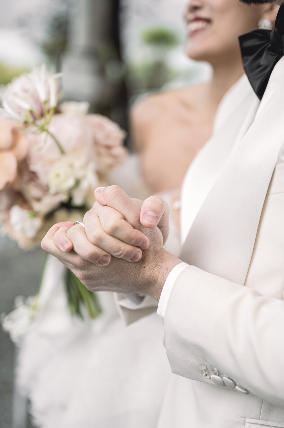 Dimos Bablis Studio Luxury Wedding Photographers Greece and Italy Santorini Wedding Villa Cipressi pastel  _029