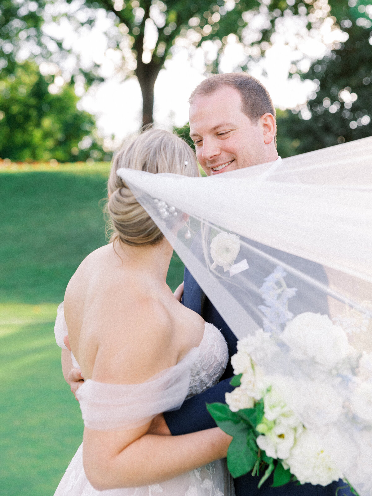 Anne-Troxel-Pittsburgh-Wedding-Photography-Pittsburgh-Field-Club-LGBTQ-Floral-timeless-photos-68
