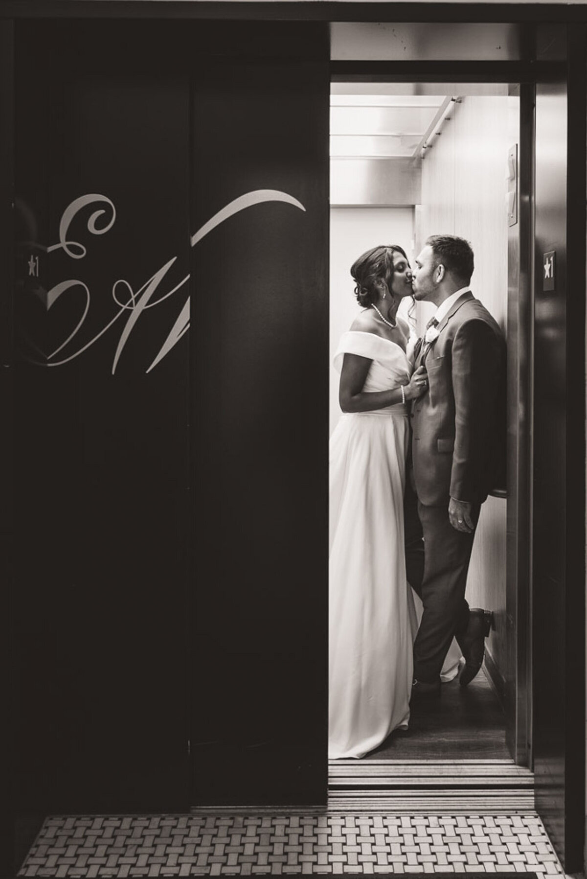 creamery-201-wedding-photographer-elevator