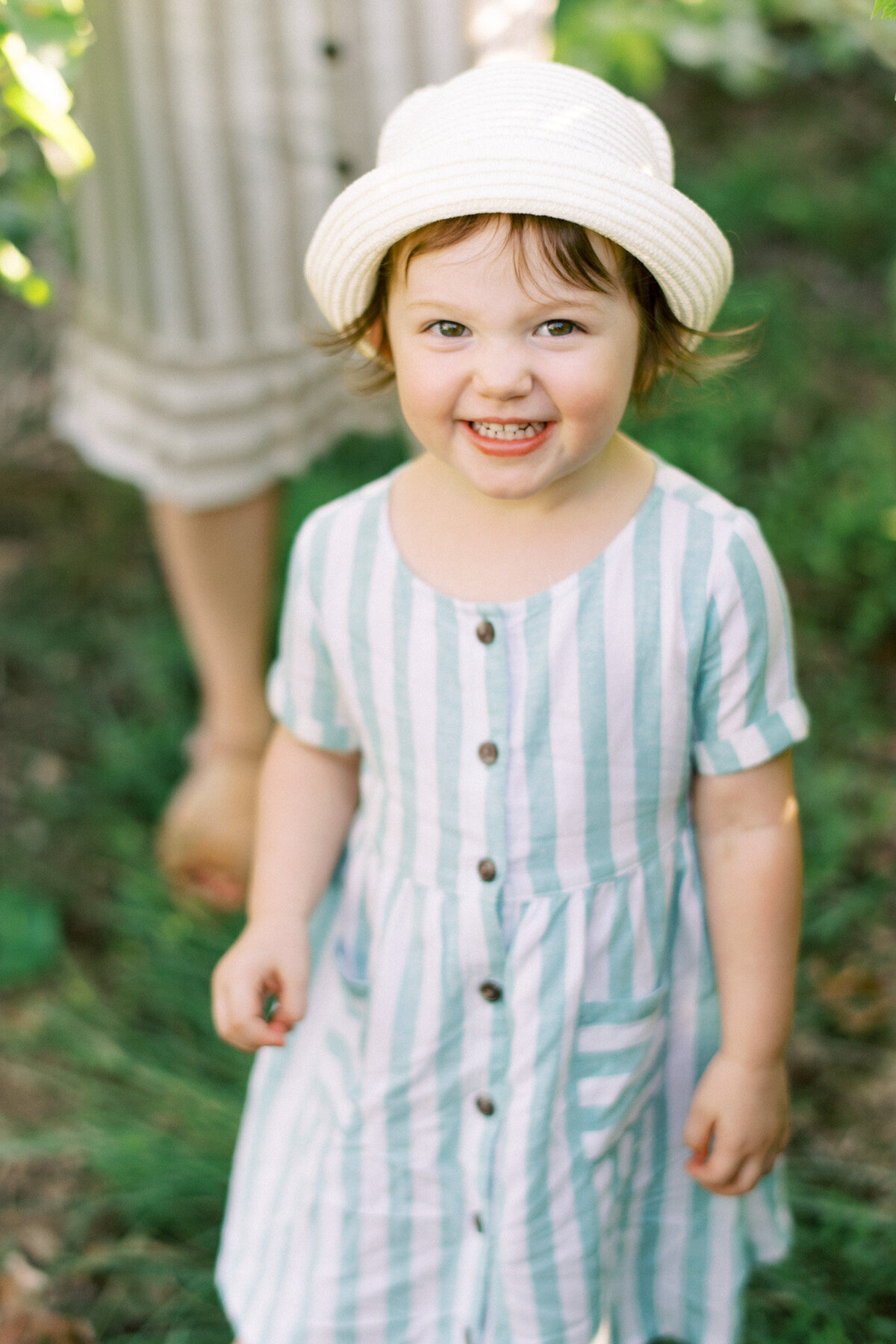 geneva-family-lifestyle-photographer-maternity_72
