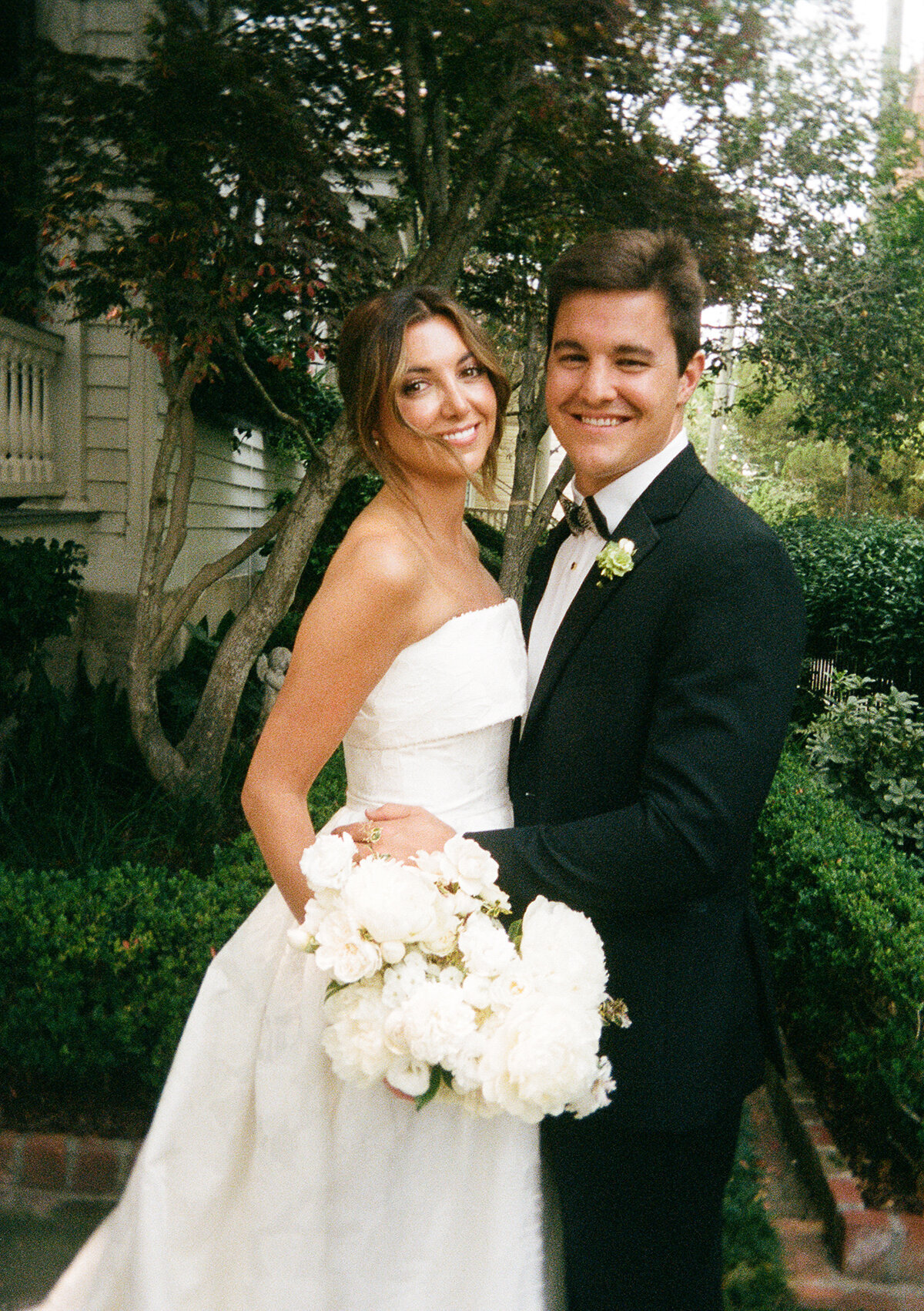 Classic Charleston Wedding on film by Sarah Bradshaw-001