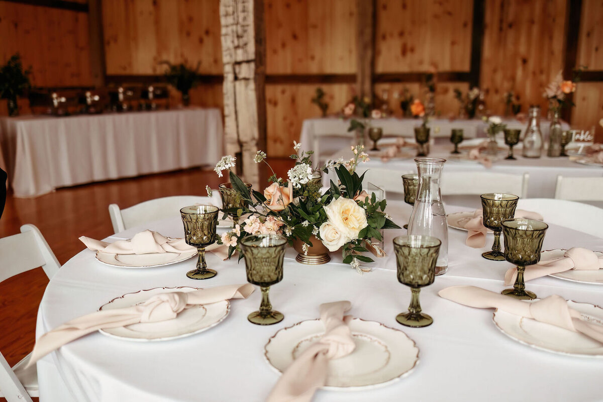 raymond-farm-new-hartford-ct-barn-wedding-flowers-centerpieces-tableware-rentals-petals-plates-16