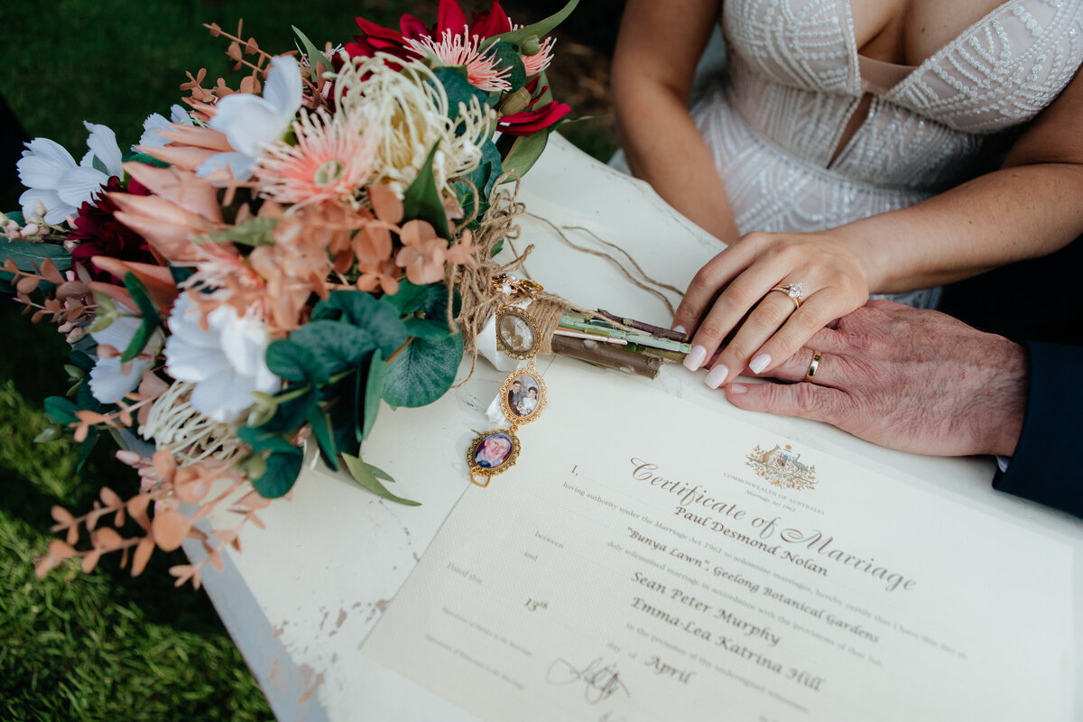 CEREMONY-COUPLE-350