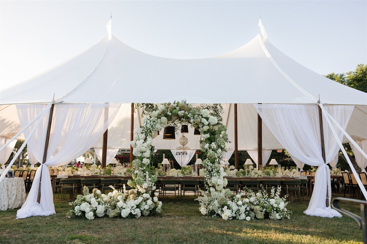 Lyndy Dustin-Details-75