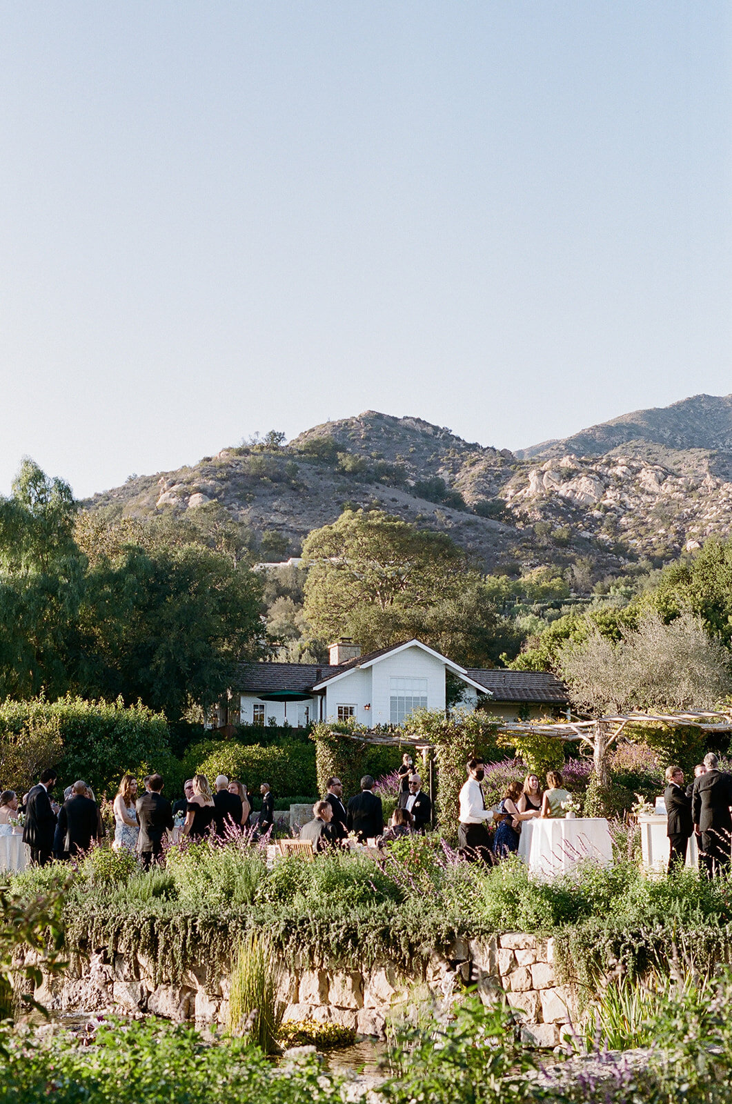 meg-smith-photography-san-ysidro-ranch-wedding-039