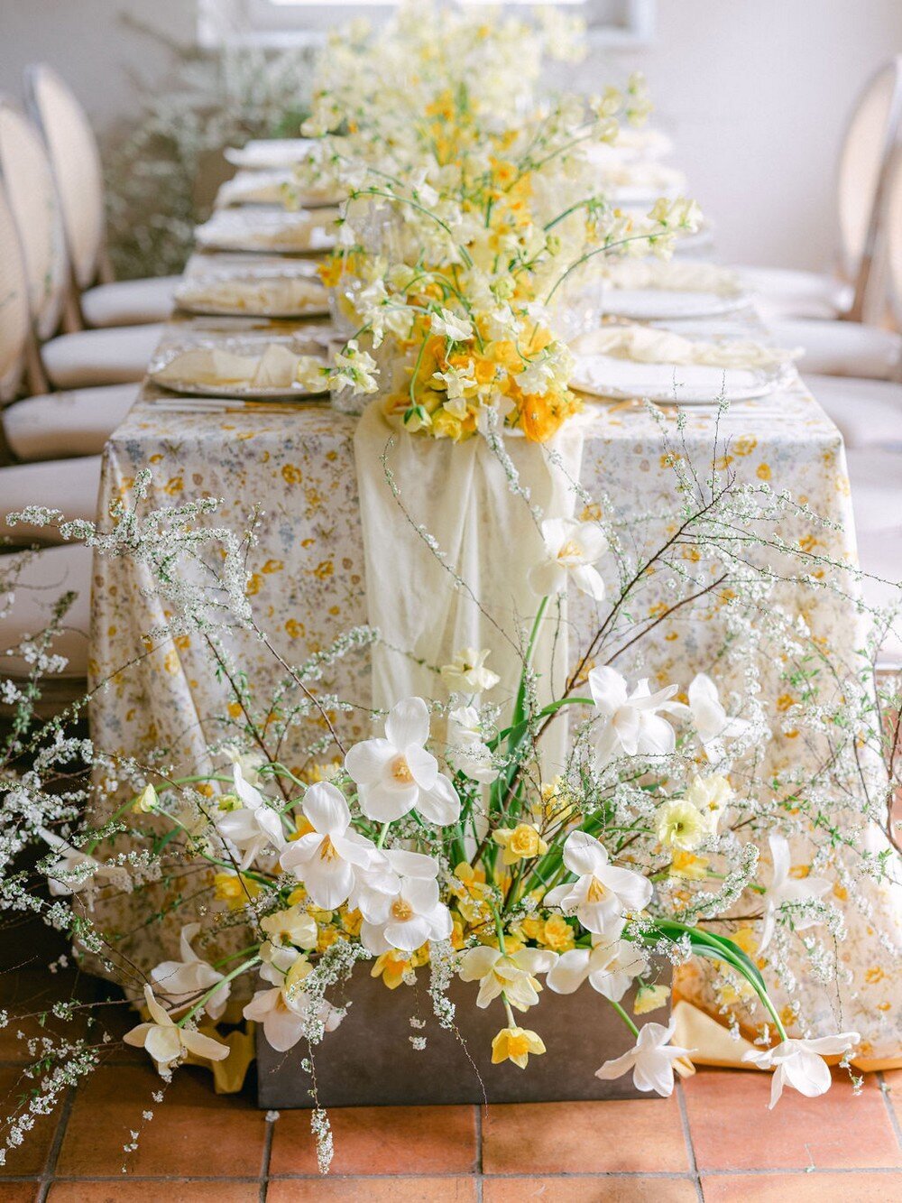 Composition-florale-naturelle-table-mariage