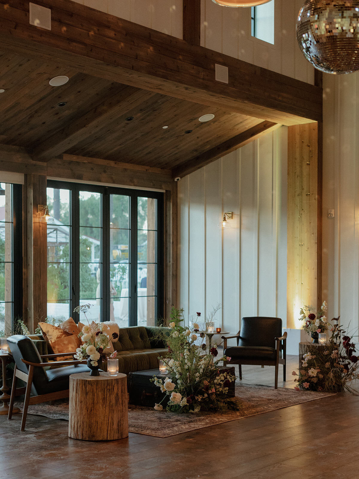 Los-Olivos-Wedding-at-the-Inn-at-Matteis-Tavern-Auberge-Resort-577
