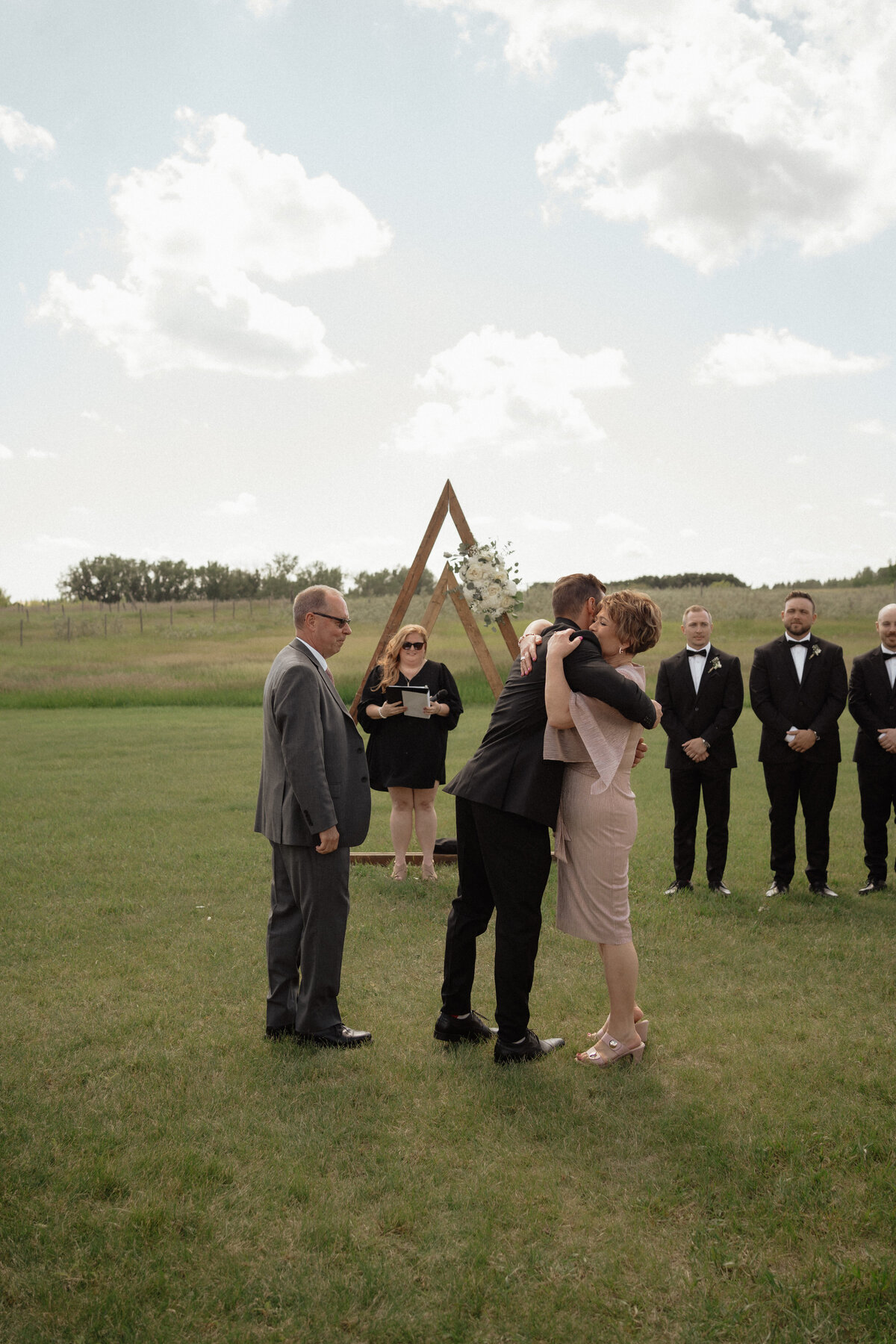 Summer-Outdoor-Wedding-Saskatchewan-27