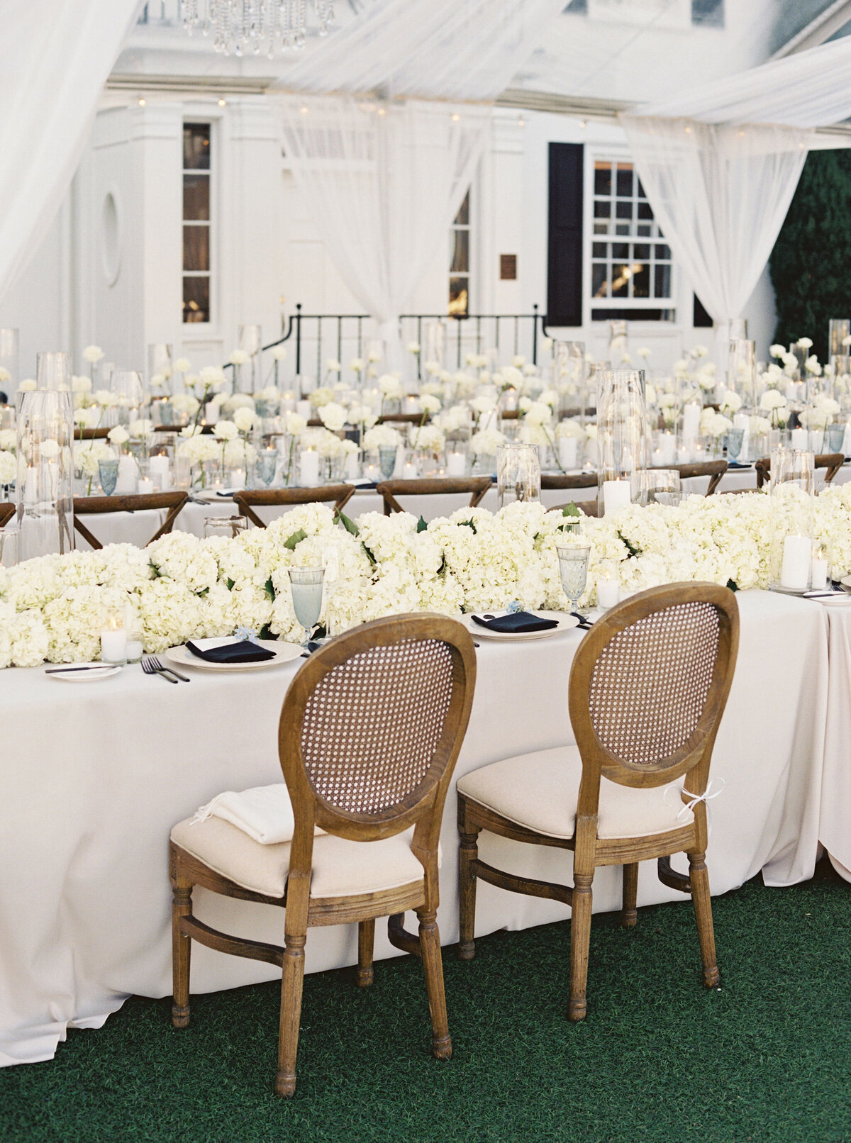 White-Admirals-House-Wedding-Flora-Nova-Design-Seattle-00050