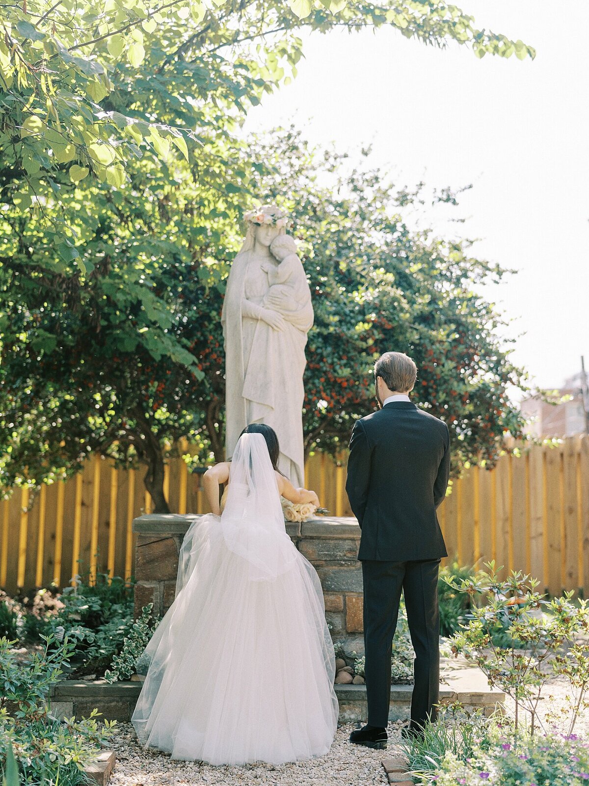 Catholic-Wedding-Photographers-in-Washington-DC-Colette-Lucille-Photography_0045