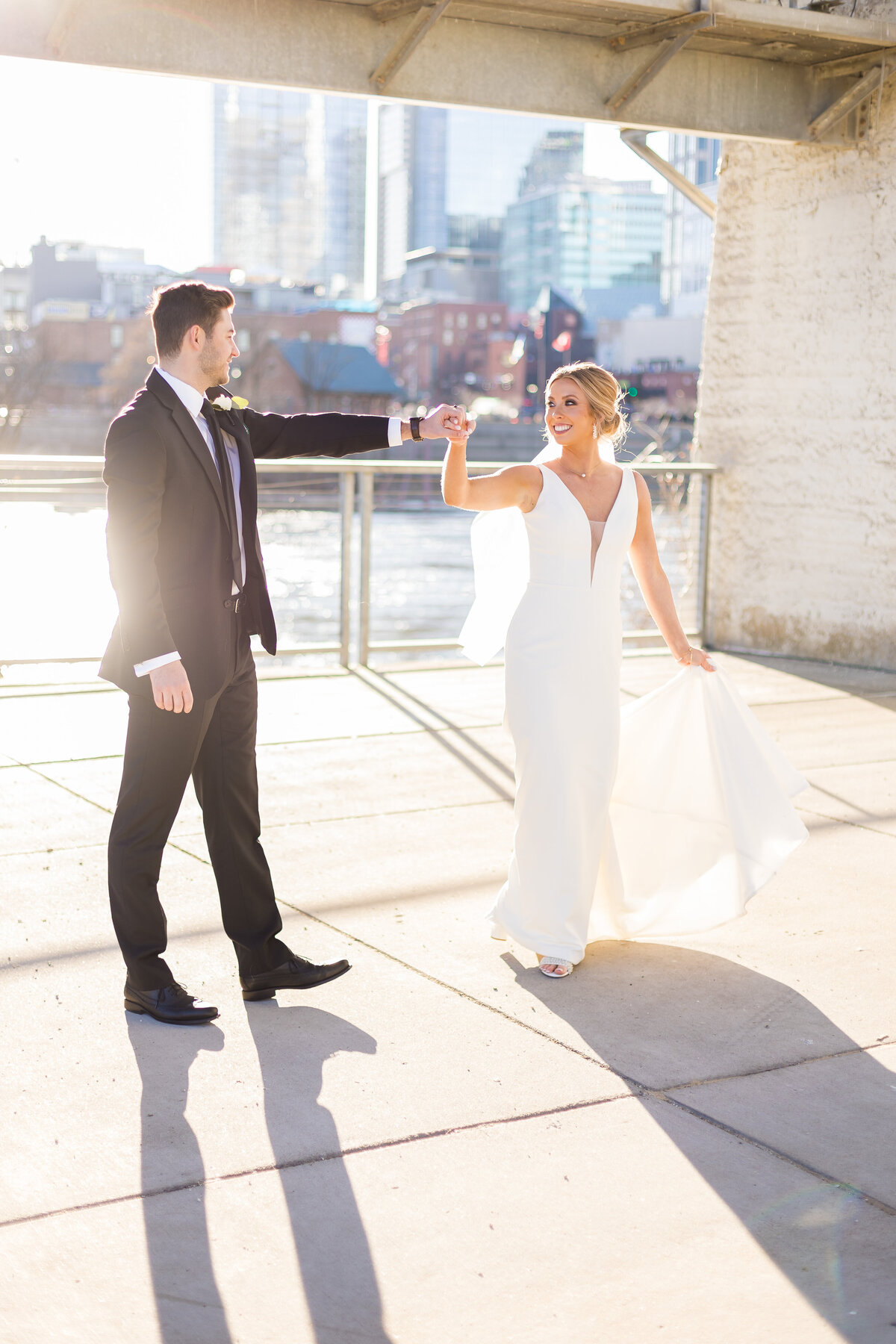 Groom twirling bride around at Tennessee State Museum