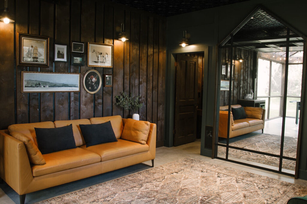 Bridal suite at The Valley Weddings, a rustic and majestic wedding venue in Westerose, Alberta, featured on the Brontë Bride Vendor Guide.