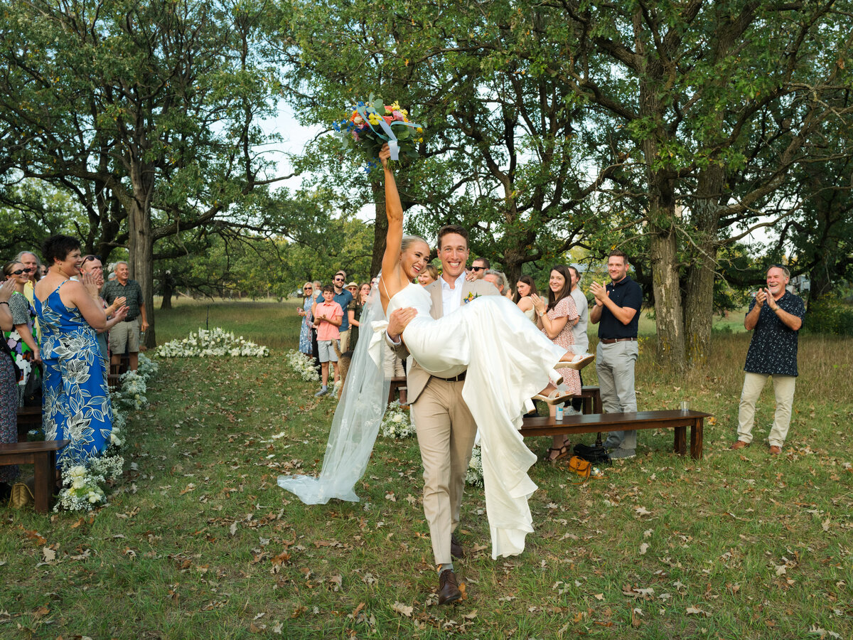 Backyard-Wedding-Rogers-MN-B&S-Will-DeGraw-Clever-Disarray-81