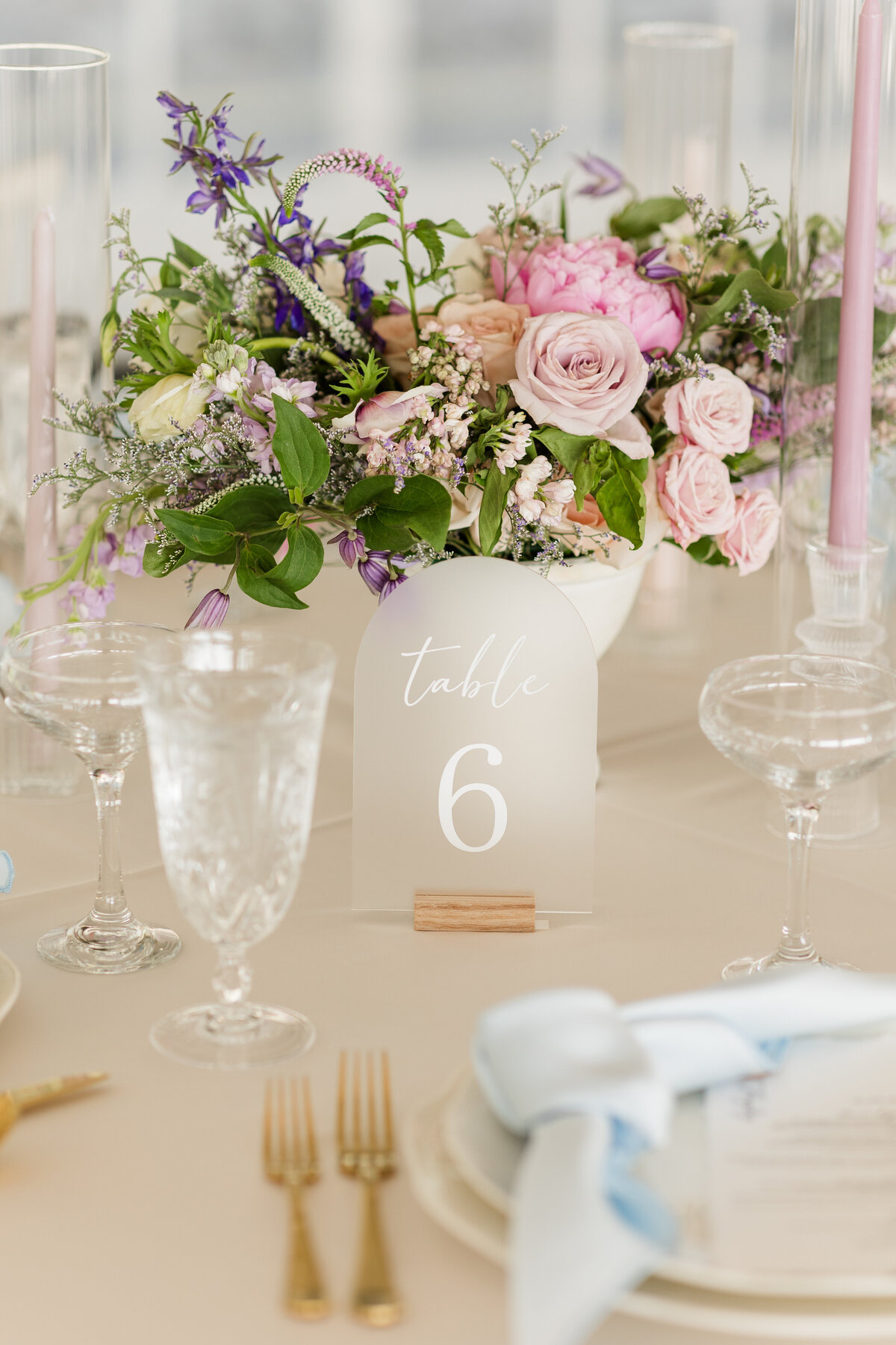 Arborcrest-wedding-reception-tablescape.jpeg