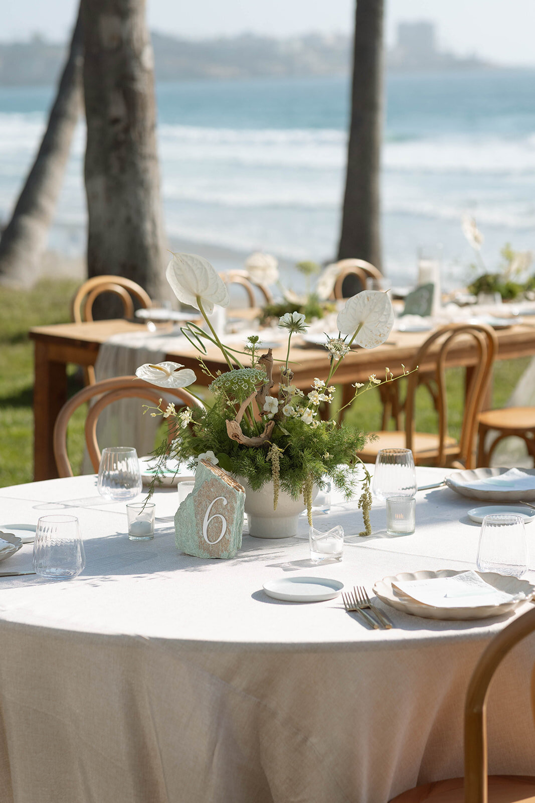 meagan-hilss-events-beachfront-event-planning