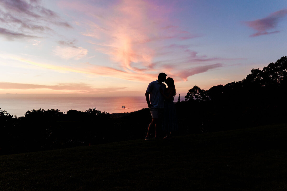 Hawaii-Engagement-Photos-Holualoa-Inn (140)