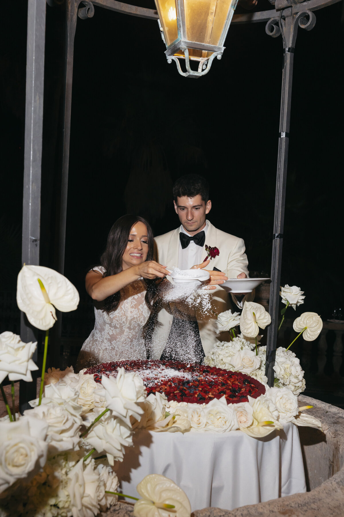 Cacie_Carroll@CacieCarrollPhotography_KriziaandNick_WeddingDayatVillaDurazzo_SantaMargheritaItaly-1387