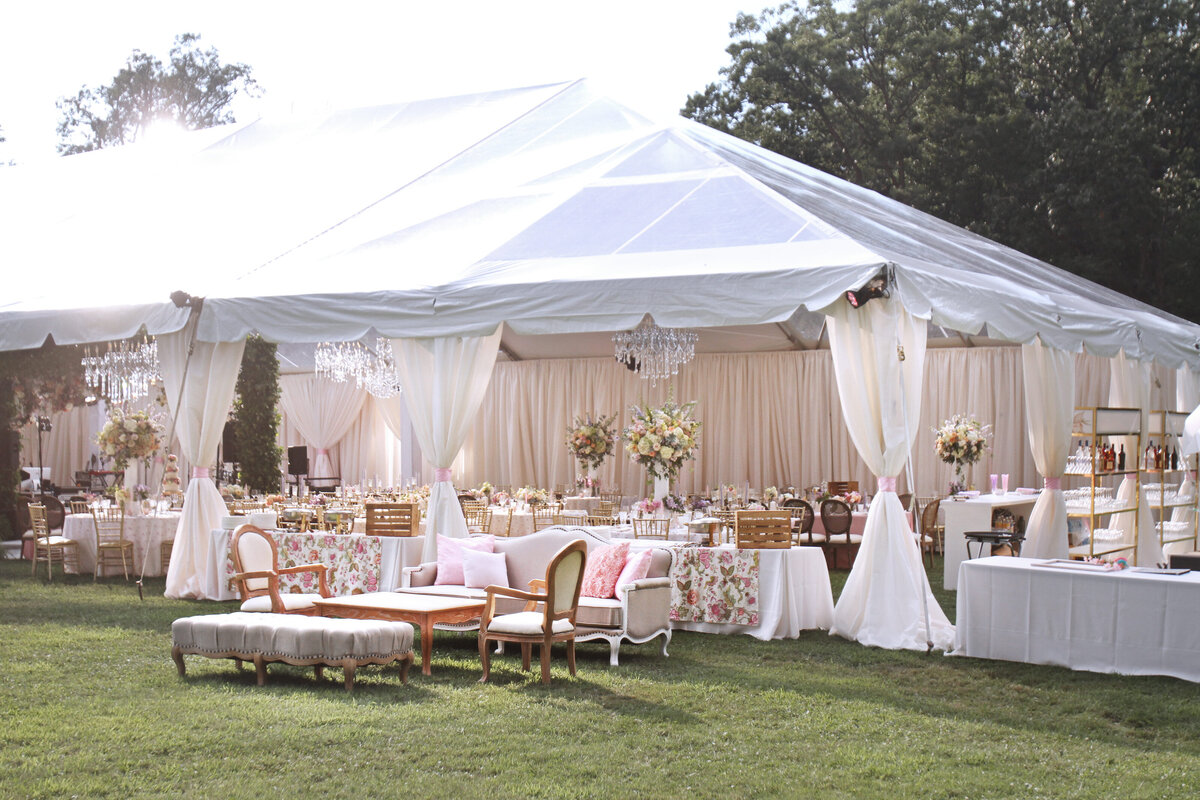 22-araujo-photography-hartwood-acres-tent-wedding