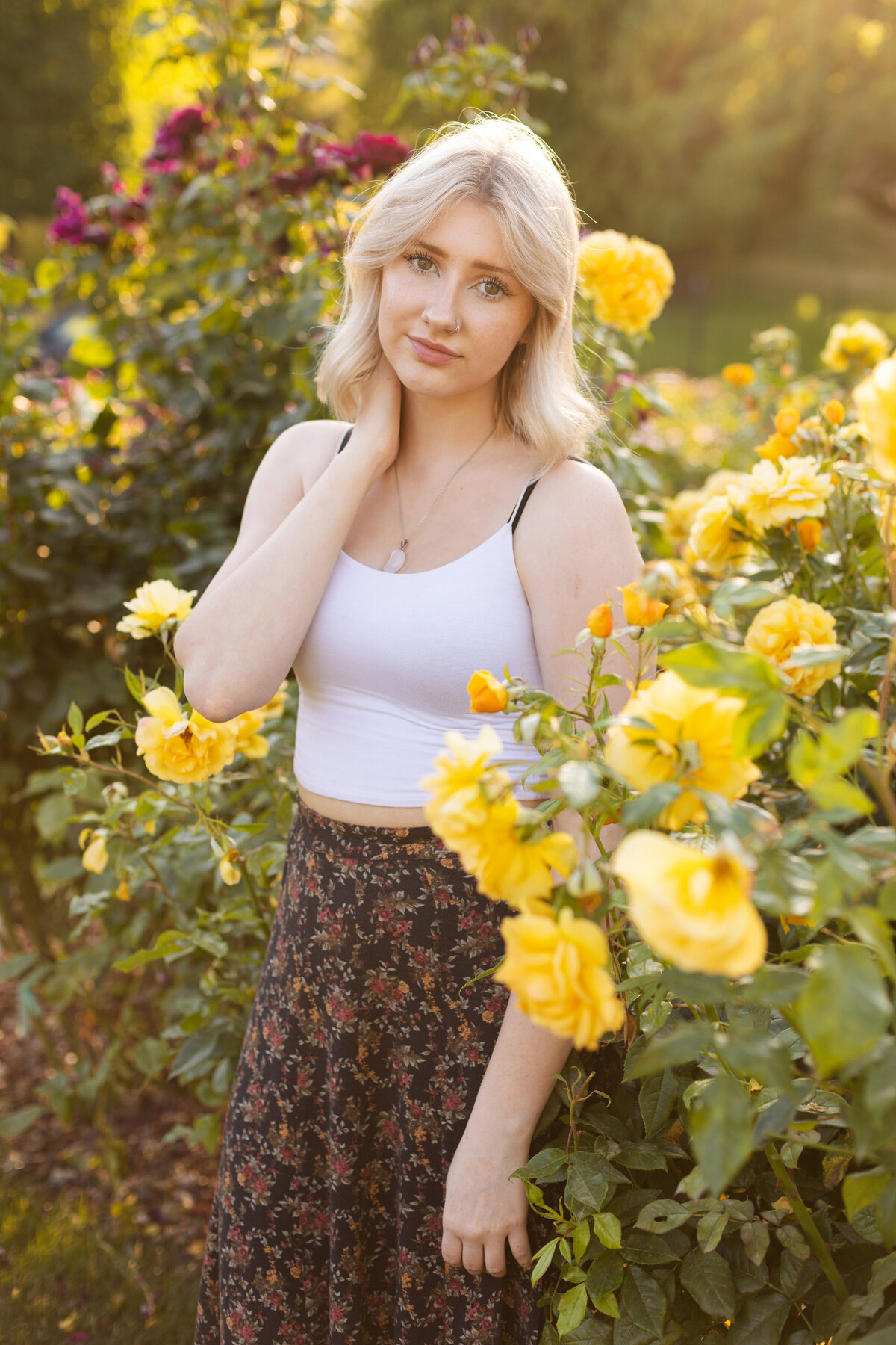 point_defiance_rose_garden_senior_girl