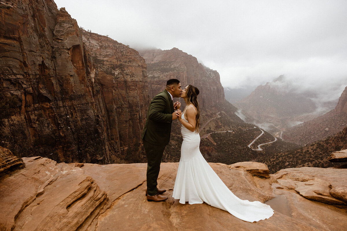 ZionSnowCanyon-dallinhassard-2055