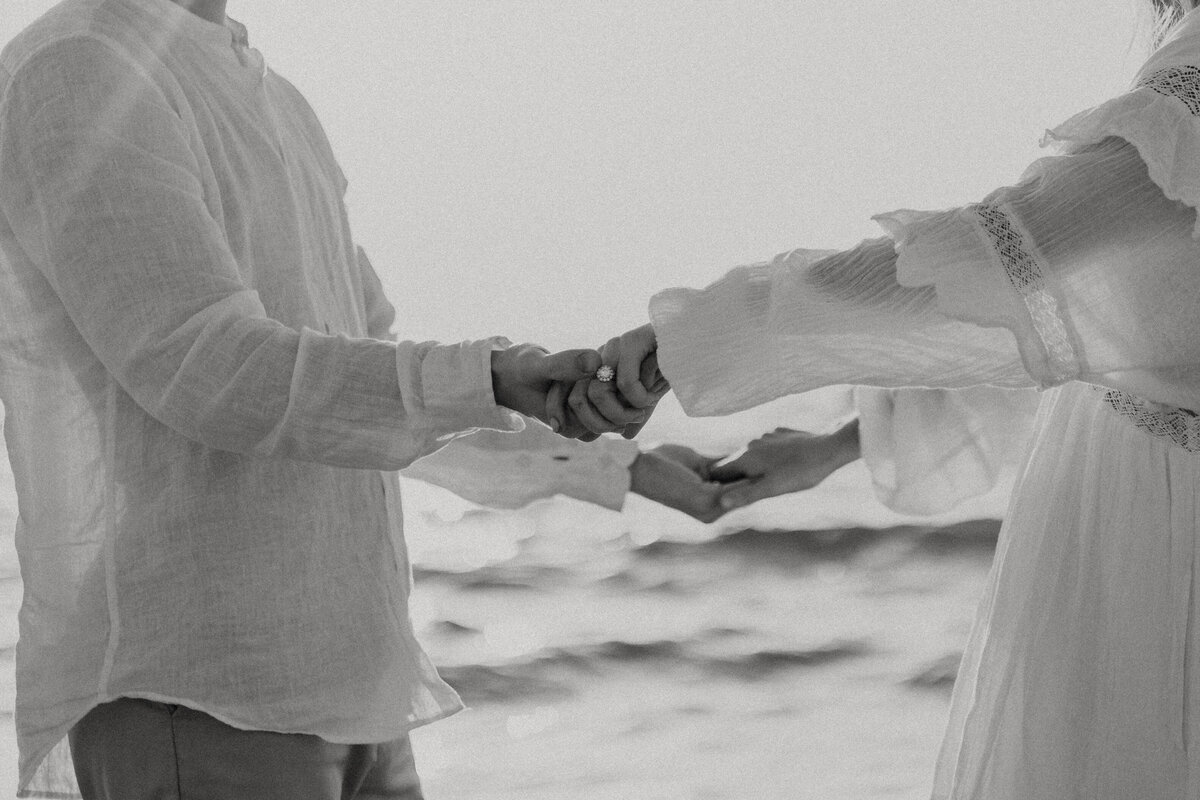 beach_engagment_photos-32