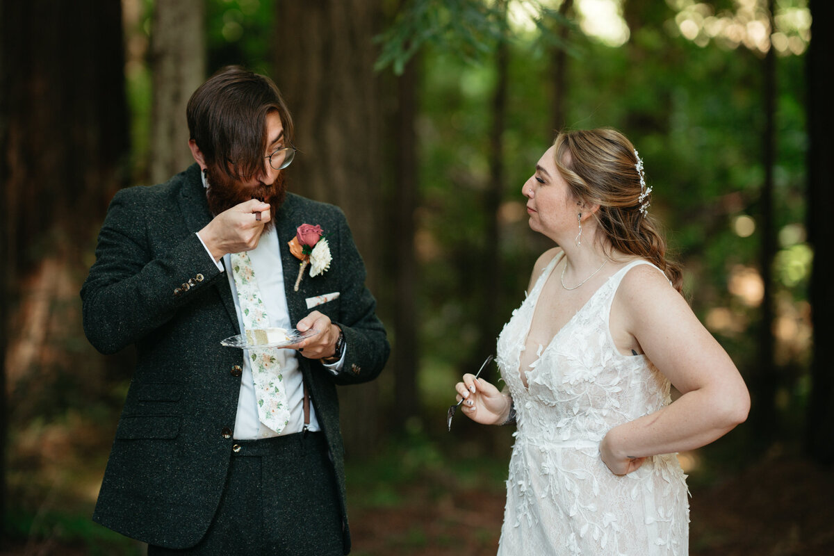 the_chaffins_international_destination_wedding_elopement_photographers_sammie_chaffin_micah_editorial_adventure_photos_travel_redwoods_national_park_12